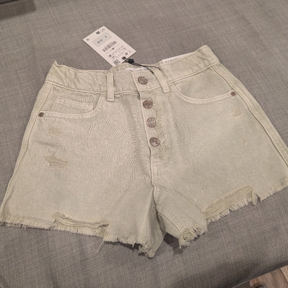 Zara Other - Zara girls fly button shorts adjustable waist